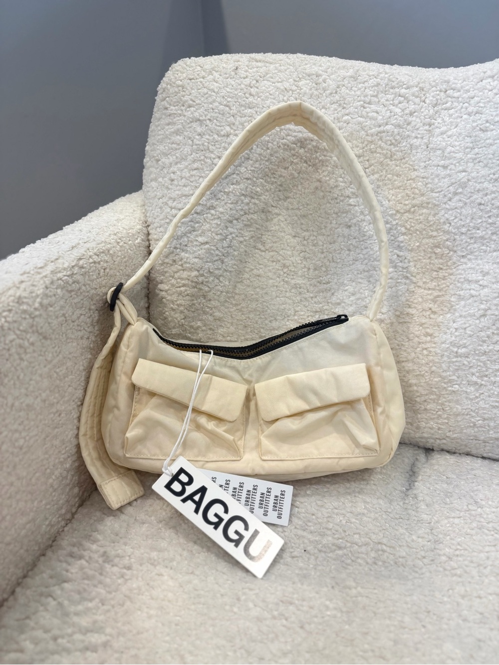 BAGGU / Urban Outfitters Ivory Cargo Shoulder Bag (Discontinued)